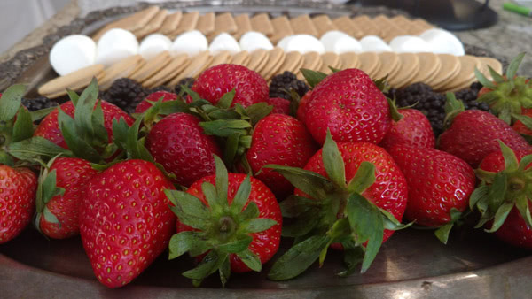 las_vegas_puff_pass_pastry_strawberries.jpg